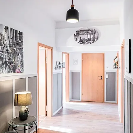 With 4 Bedrooms * Άιζεναχ